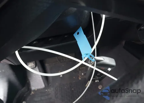 2019 Toyota Camry Le z USA, uszkodzony, nr VIN 4T1B11HKXKU821258